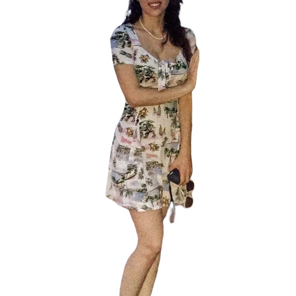 Adorable dress! - Picture 2 of 6